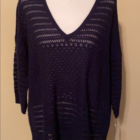 French Connection sweater - Picture 2 of 11